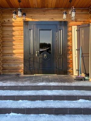 Входная группа со стеклопакетом